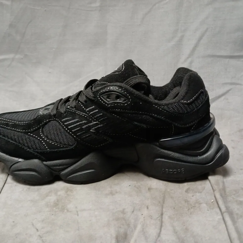 NEW BALANCE 9060 BLACK TRAINERS - UK 5.5