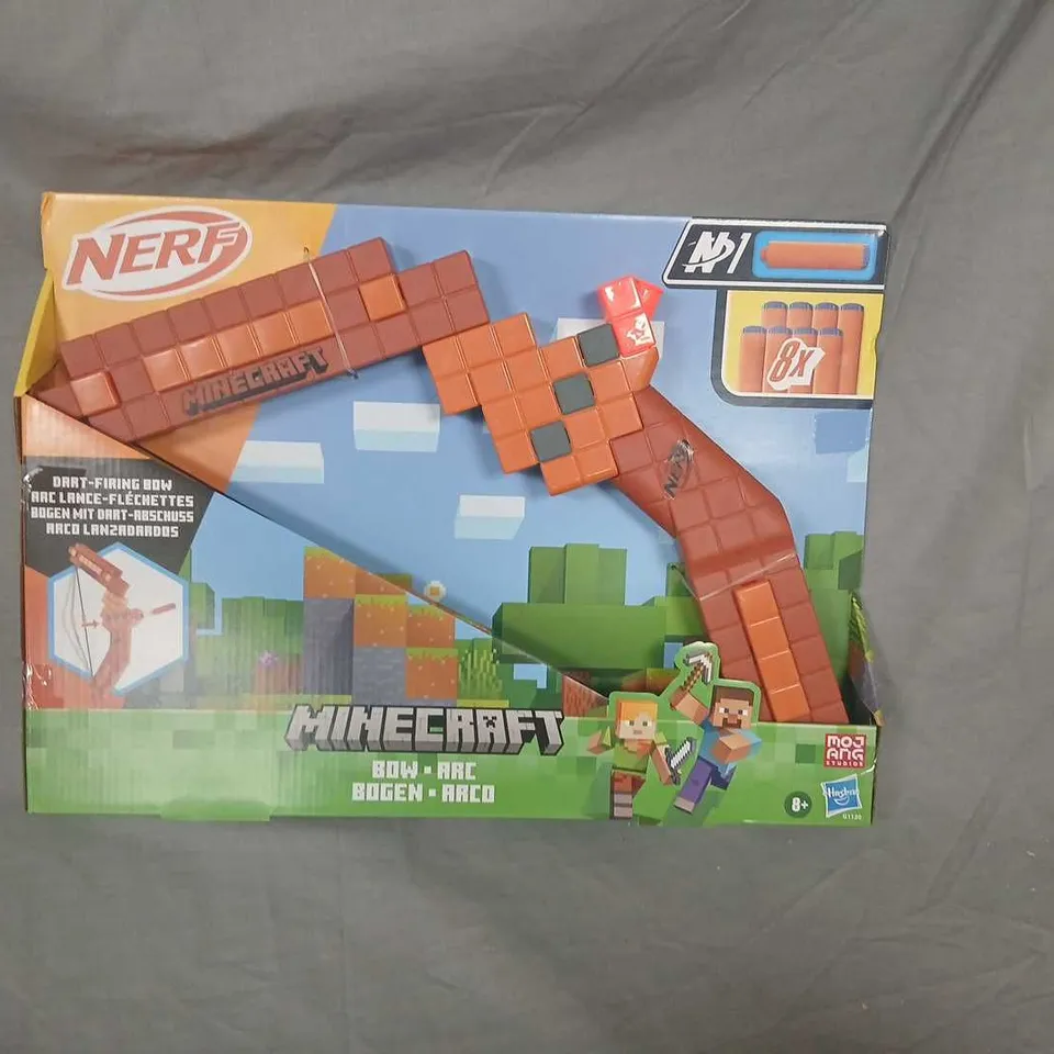 NERF MINECRAFT BOW-ARC BLASTER – BOXED (8 DARTS), AGES 8+