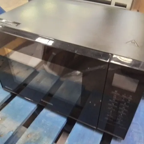 PANASONIC MICROWAVE OVEN 