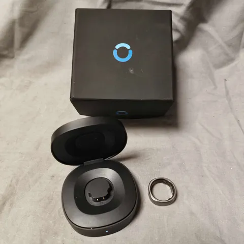 RINGCONN SMART HEALTH MONITORING RING – MOONLIT SILVER, SIZE 11 WITH CHARGING CASE