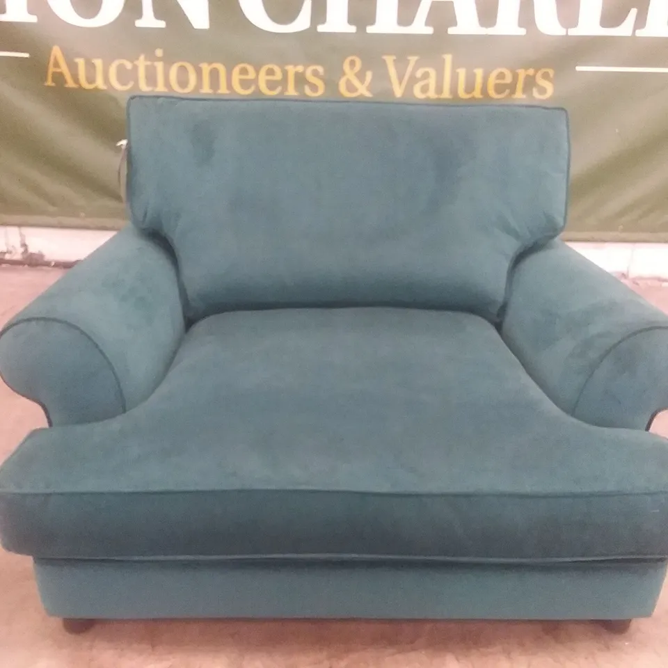 QUALITY BRITISH DESIGNER LOUNGE CO. BRIONY SNUGGLER ARMCHAIR TEAL PLUSH FABRIC