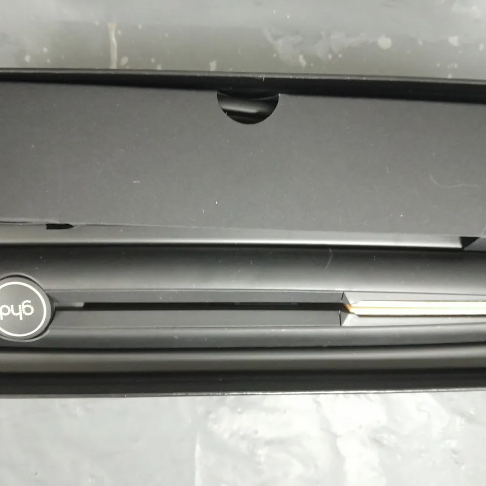 BOXED GHD ORIGINAL PROFESSIONAL STYLER