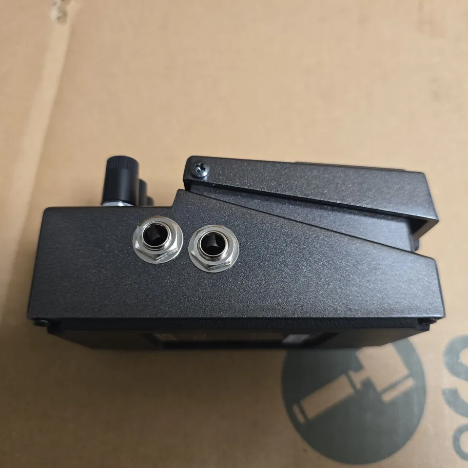 BOXED BOSS RV-6 REVERB PEDAL