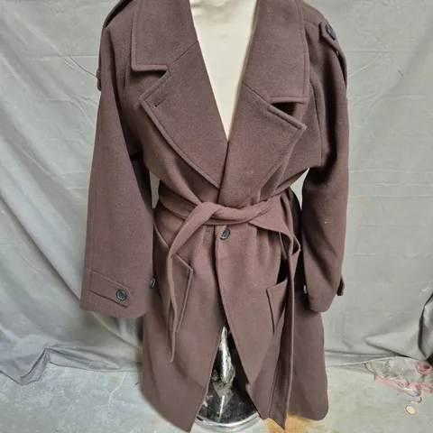SISTERS POINT BELTED JACKET IN CAPPUCINO SIZE S