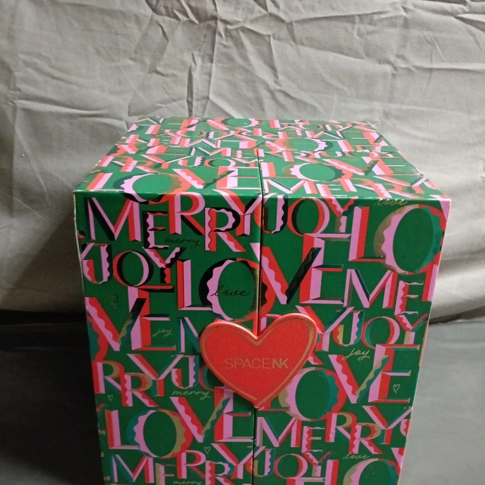 SPACE NK ADVENT CALENDAR – BEAUTY GIFT SET