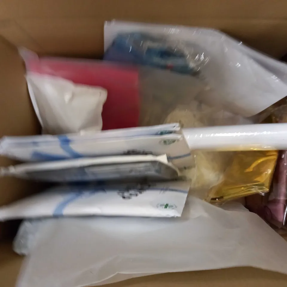 BOX OF APPROX 15 ASSORTED ITEMS TO INCLUDE PET CHRISTMAS CRACKER, CHRISTMAS DECORATIONS, TISSUE PAPER