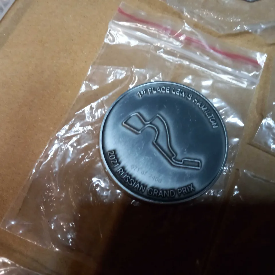 LEWIS HAMILTON WINNERS MEDAL SET