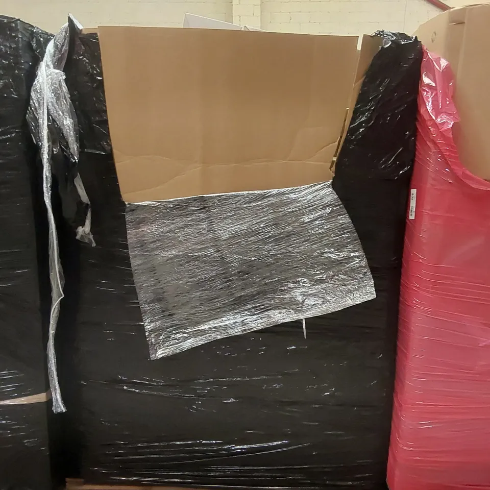 PALLET OF ASSORTED ITEMS INCLUDING: JEWELLERY CABINET MIRROR, ELECTRIC SMOKELESS GRILL, SMART CEILING FAN LIGHT, COOLING WEDGE PILLOW, BATH MATS ECT