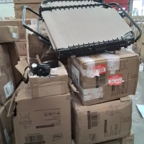PALLET OF ASSORTED HOUSEHOLD GOODS AND PRODUCTS TO INCLUDE;MULTIPLE NEO KAMADO 13" CERAMIC MINI BBQ GRILL, GRAVITY CHAIR,SONY HDR-HC3 VAPE RECORDER