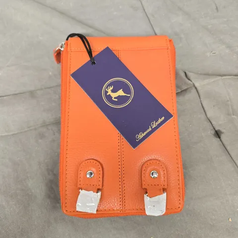ASHWOOD LEATHER CROSSBODY BAG IN ORANGE 