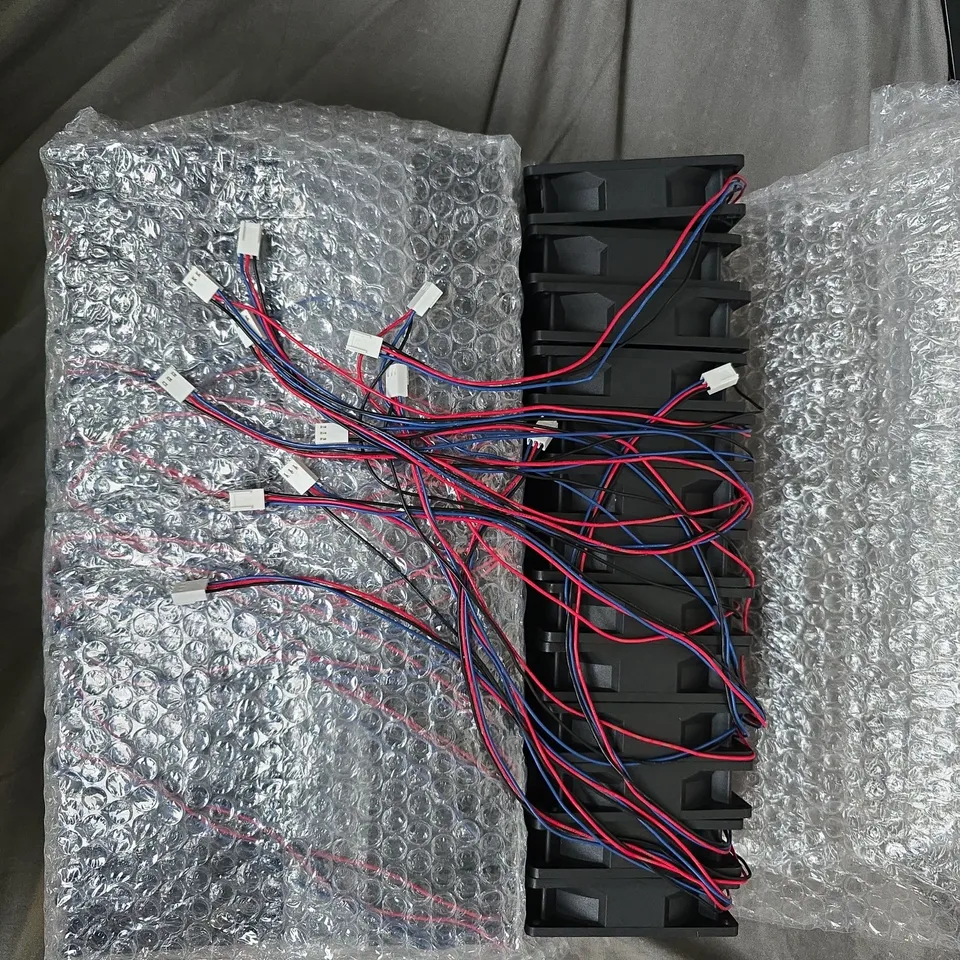  approximately 18 pcs NMB-MAT 3610VL-05W-B79 24V DC Computer Cooling Fan