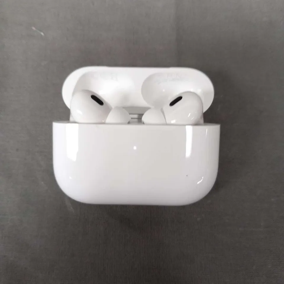 BOXED APPLE A2968 AIRPODS PRO 2 