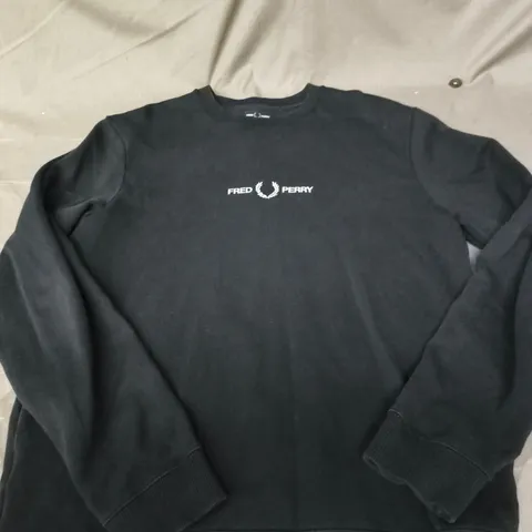 FRED PERRY CREW NECK JUMPER SIZE M