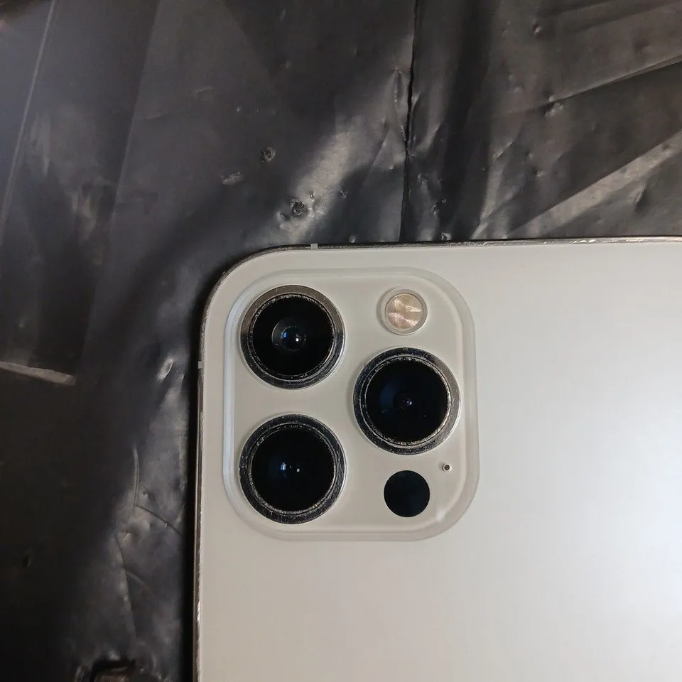 Apple iPhone 13 Pro Max - White - Boxed