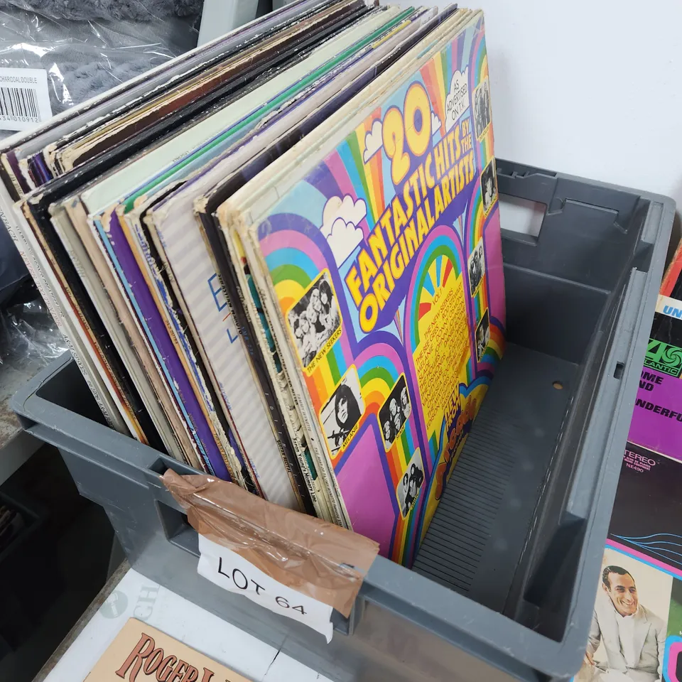 A COLLECTION OF VINYL RECORD LPs ETC