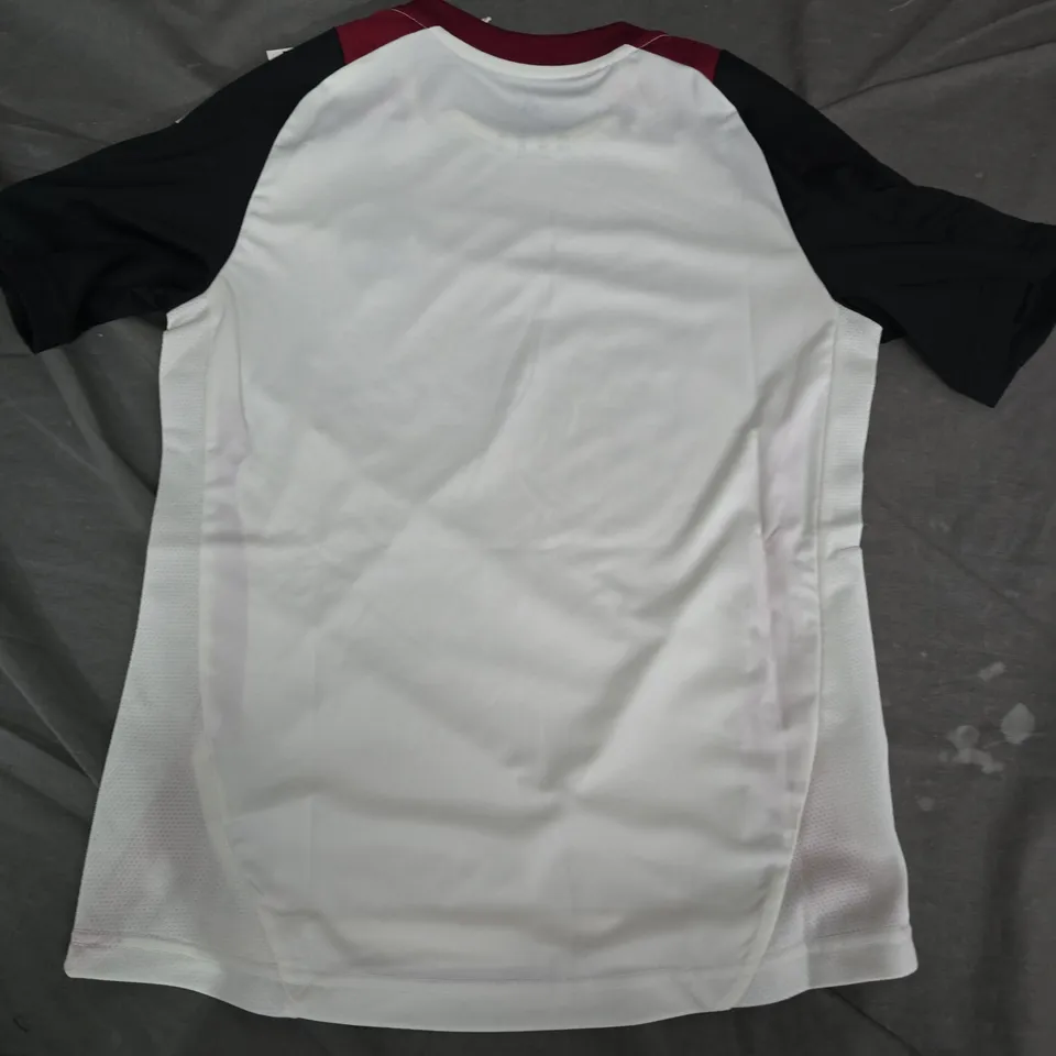 MANCHESTER UNITED YOUTH FOOTBALL SHIRT – ADIDAS – WHITE/MAROON (UK 9-10, 140CM)
