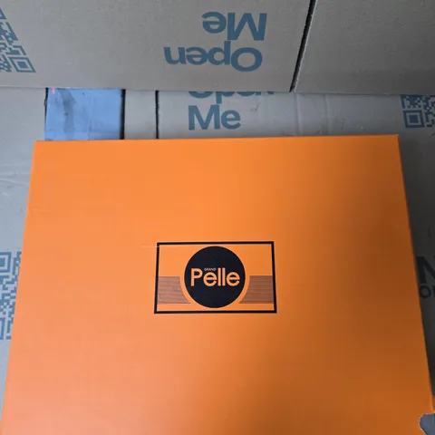 PELLE GRAND BLACK LEATHER HANDBAG WITH SILVER TURN-LOCK – ORANGE BOX 