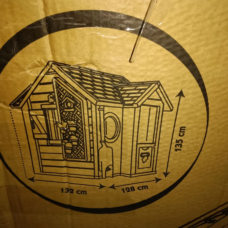BOXED SMOBY GARDEN HOUSE