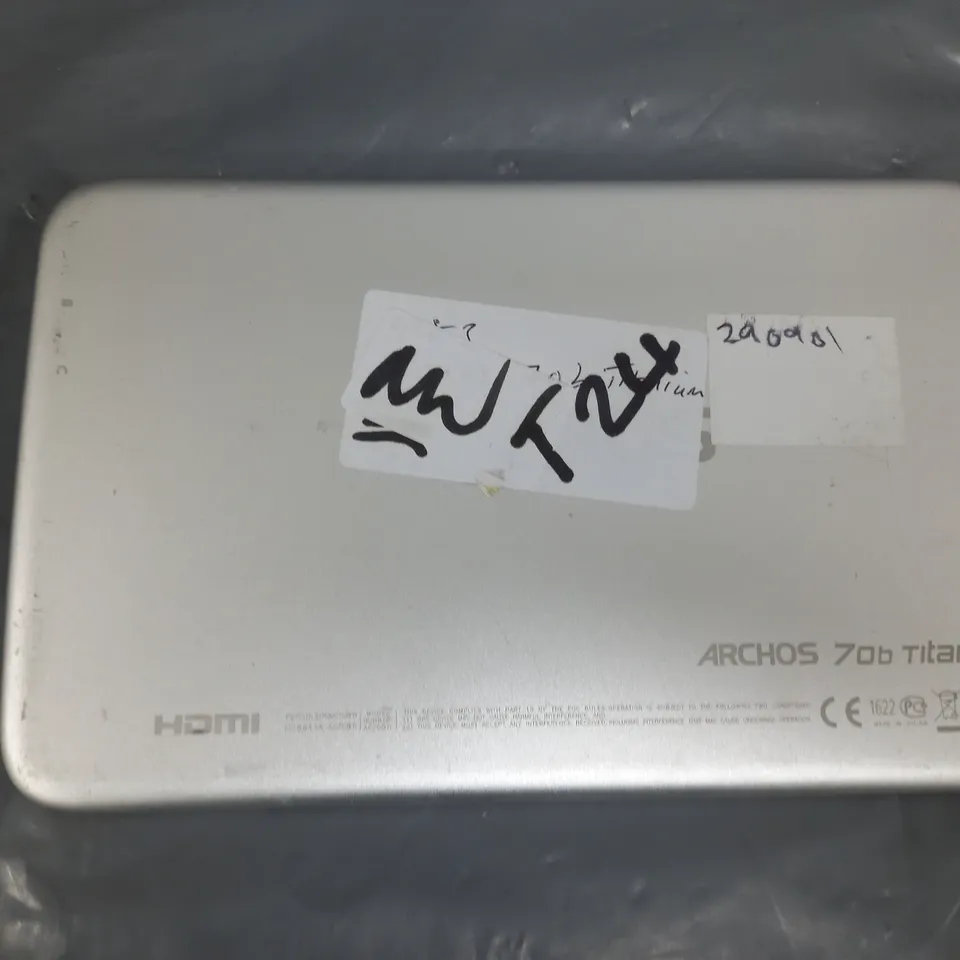ARCHOS 70b TITANIUM