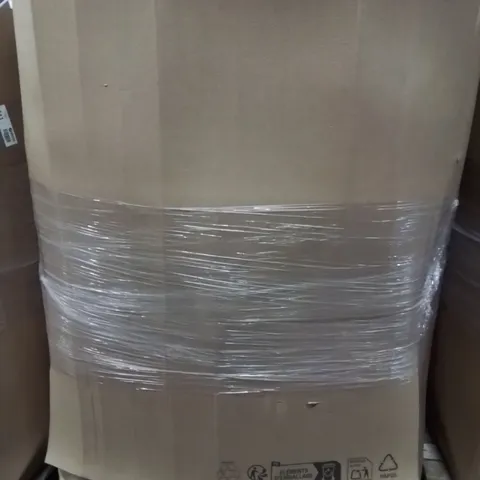 PALLET CONTAINING A LARGE QUANTITY OF PILLOWS