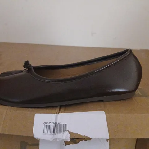 BROWN LEATHER WOMEN'S BALLET FLATS – KNOT DETAIL SIZE 35