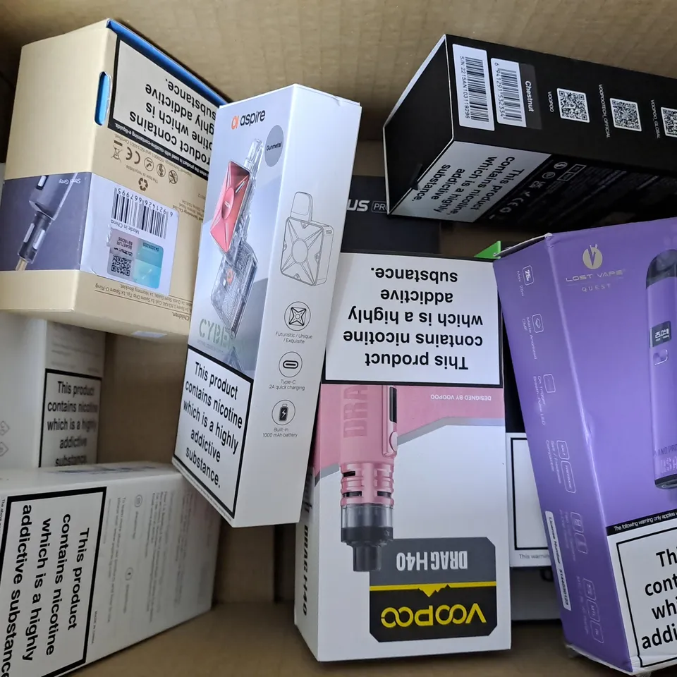 APPROXIMATELY 10 ASSORTED E-CIGARETTE PRODUCTS TO INCLUDE VAPORESSO LUXE XR MAX, VOOPOO ARGUS PRO, INNOKIN ENDURA T18E 