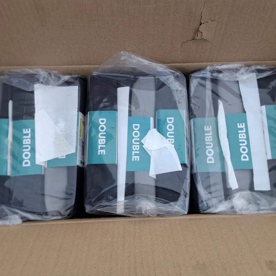 LOT OF 9 BRAND NEW REVERSIBLE DOUBLE DUVET SETS IN GREY/BLACK
