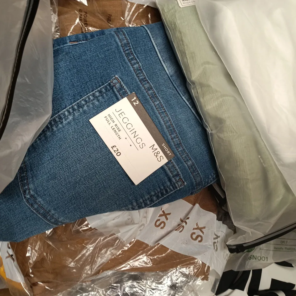 APPROXIMATELY 20 ASSORTED CLOTHING AND FASHION PRODUCTS IN VARIOUS STYLES AND SIZES - COLLECTION ONLY