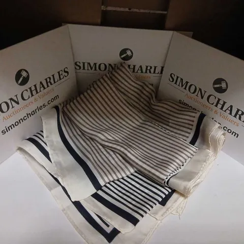 MALIKA PRINTED SCARF