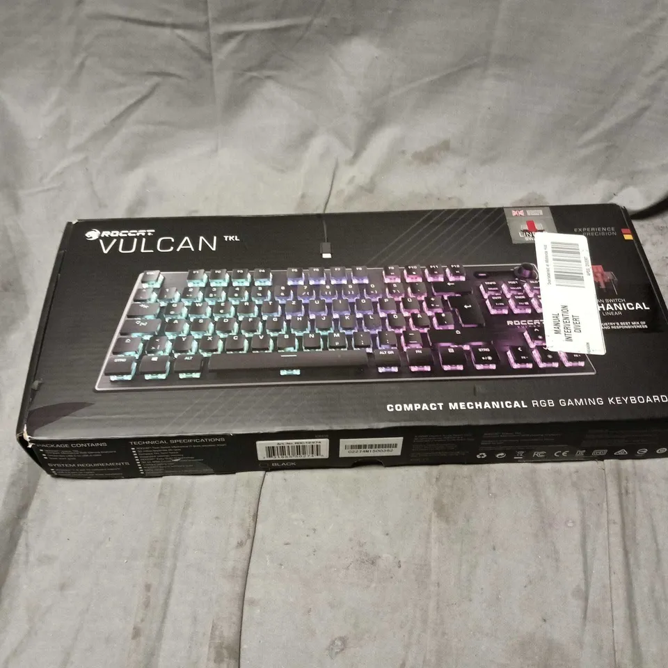 ROCCAT VULCAN COMPACT MECHANICAL RGB GAMING KEYBOARD, BOXED.