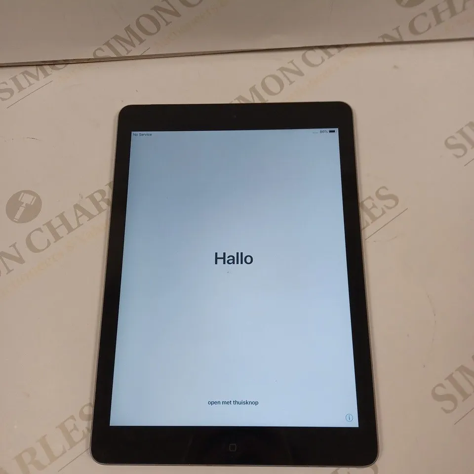 APPLE IPAD AIR A1475