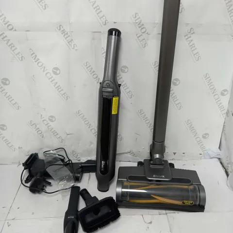 BOXED SHARK WANDVAC 2-IN-1 LIGHTWEIGHT CORDLESS HANDHELD VACUUM CLEANER