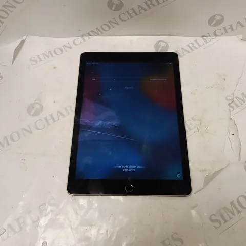 APPLE IPAD IN GREY MODEL A1566