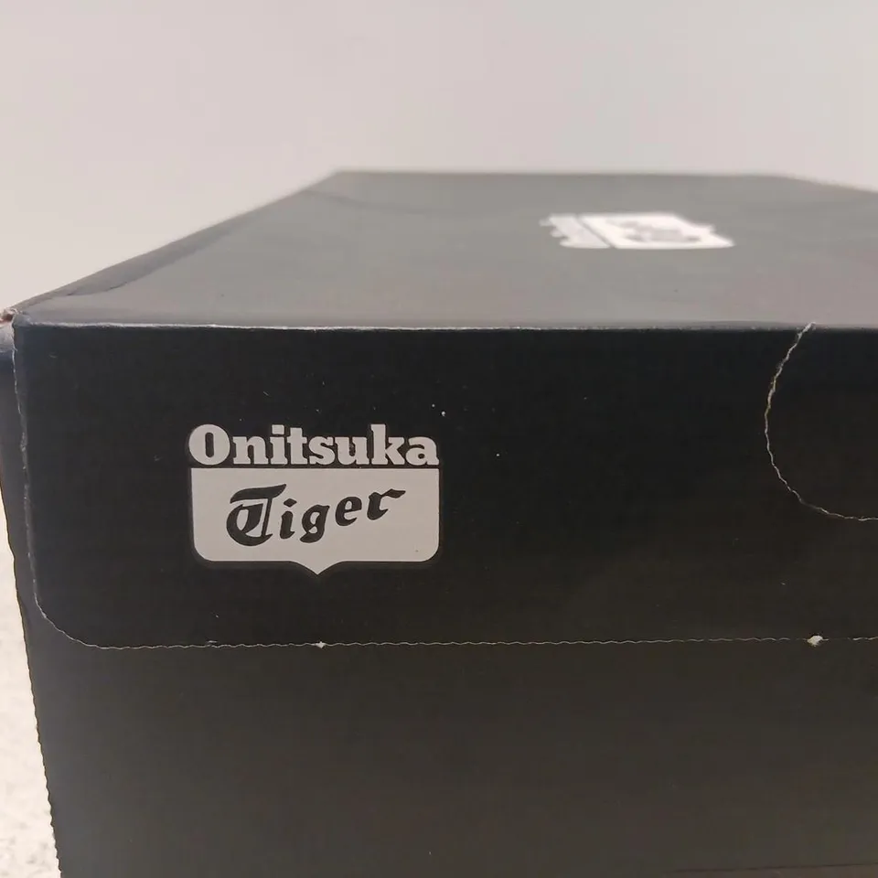 ONITSUKA TIGER SNEAKERS – BEIGE WITH NAVY STRIPES, UK 11 (US 12) – BOXED