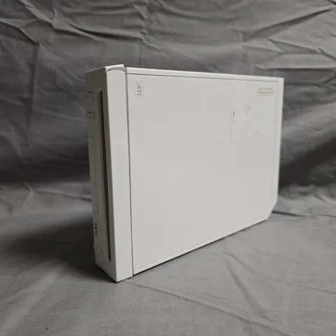 NINTENDO WII CONSOLE (RVL-101) – WHITE
