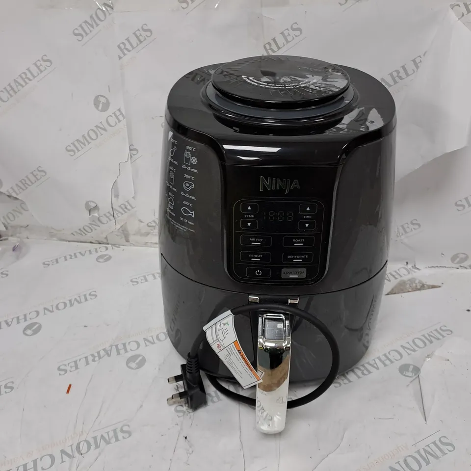 NINJA AIR FRYER 3.8L AF100UK
