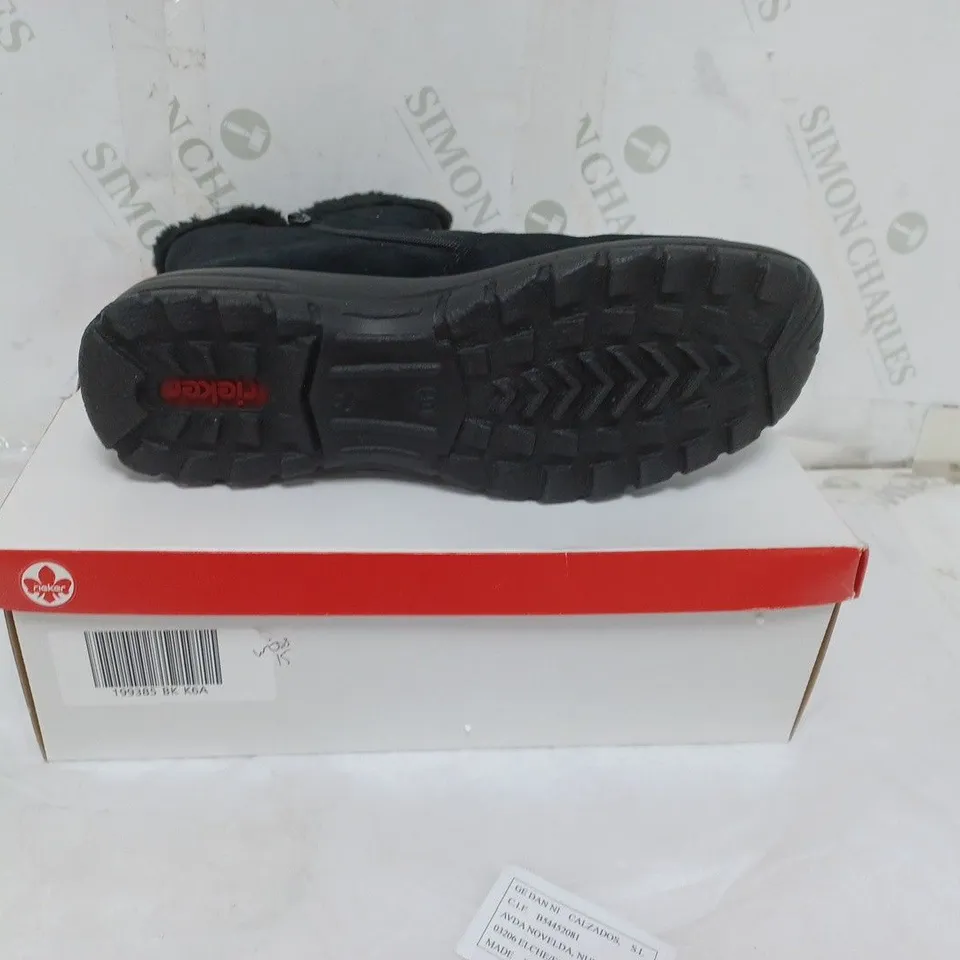 BOXED RIEKER ANTISTRESS LADIES BLACK FLEECE LINED BOOTS ZIP FASTENING. SIZE EU 40