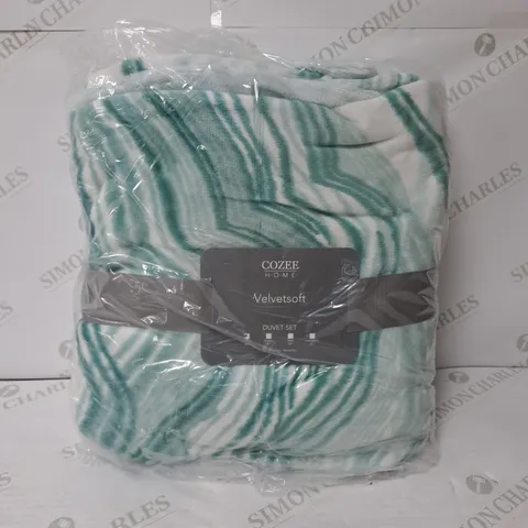 BOXED COZEE HOME VELVETSOFT DUVET SET // SIZE: SINGLE