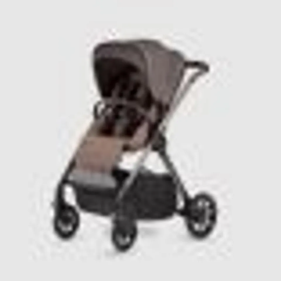 BOXED SILVER CROSS REEF STROLLER, FIRST BABY CARRYCOT AND I SIZE INFANT CARRIER AND BASE