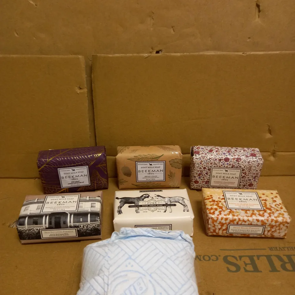 BEEKMAN 1802 8 PIECE ASSORTED GOAT MILK SOAP GIFT SET
