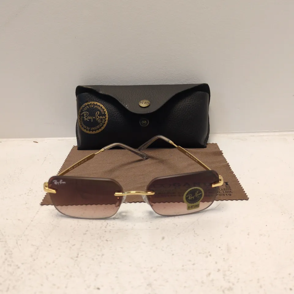 RAY-BAN SUNGLASSES – GOLD-TONE METAL FRAME WITH BROWN GRADIENT LENSES, WITH BLACK LEATHER CASE