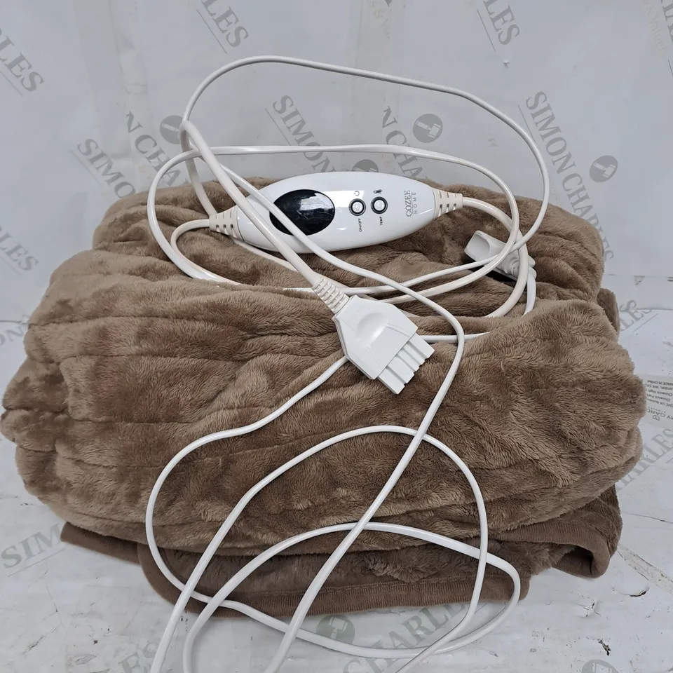 COZEE HOME VELVETSOFT HEATED THROW IN DARK TAUPE