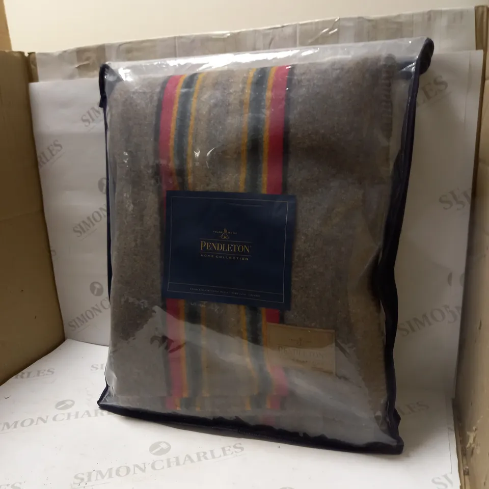 PENDLETON YAKIMA THROW CAMP BLANKET