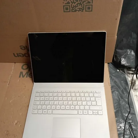 UNBOXED MICROSOFT SURFACE BOOK 2 13.5-INCH LAPTOP – I5-8650U, 8GB RAM, 256GB SSD (NOT BOXED)