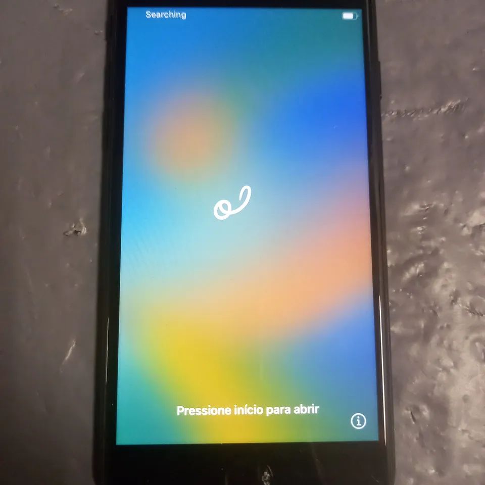 APPLE IPHONE SE SMARTPHONE 