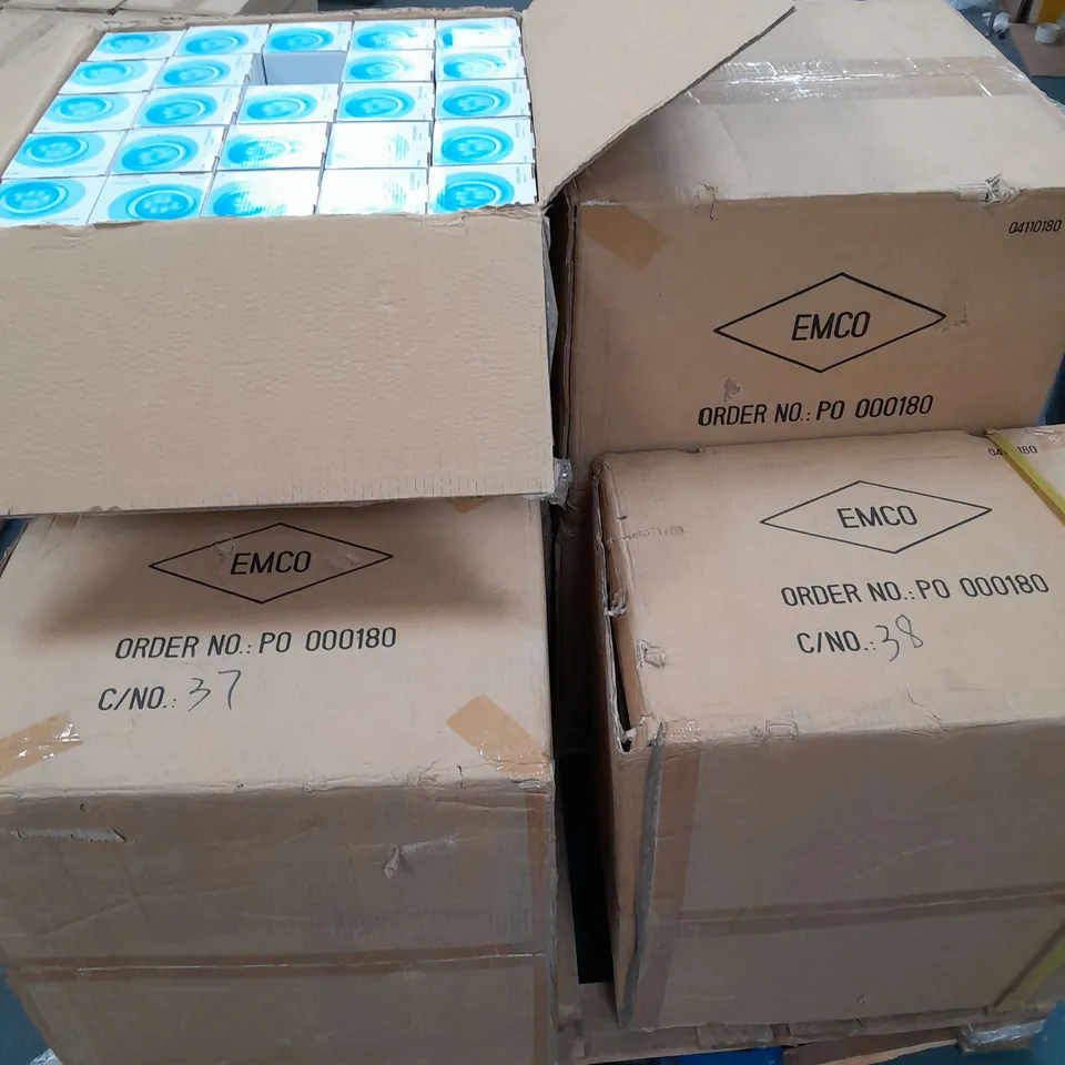 PALLET OF APPROX 300 EMCOLITE PL425 DOWNLIGHTS - COLLECTION ONLY