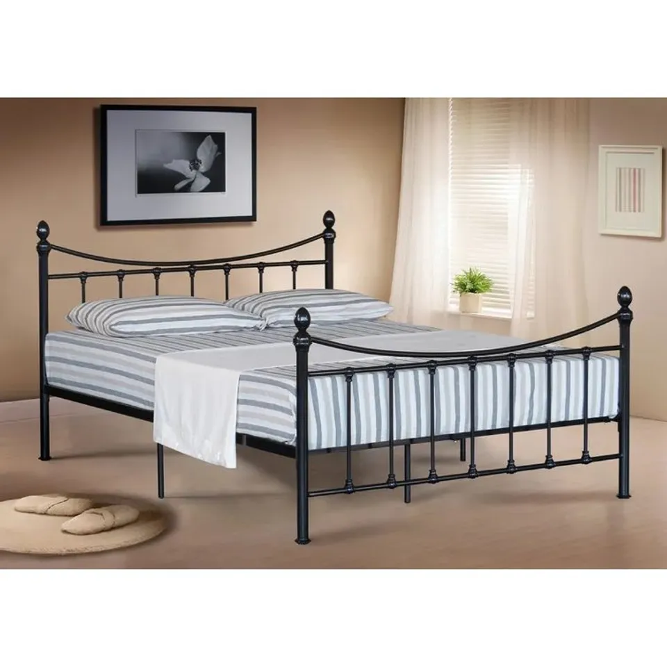 BOXED APPLEGATE BED - BLACK // SIZE: 5' KING (1 BOX)