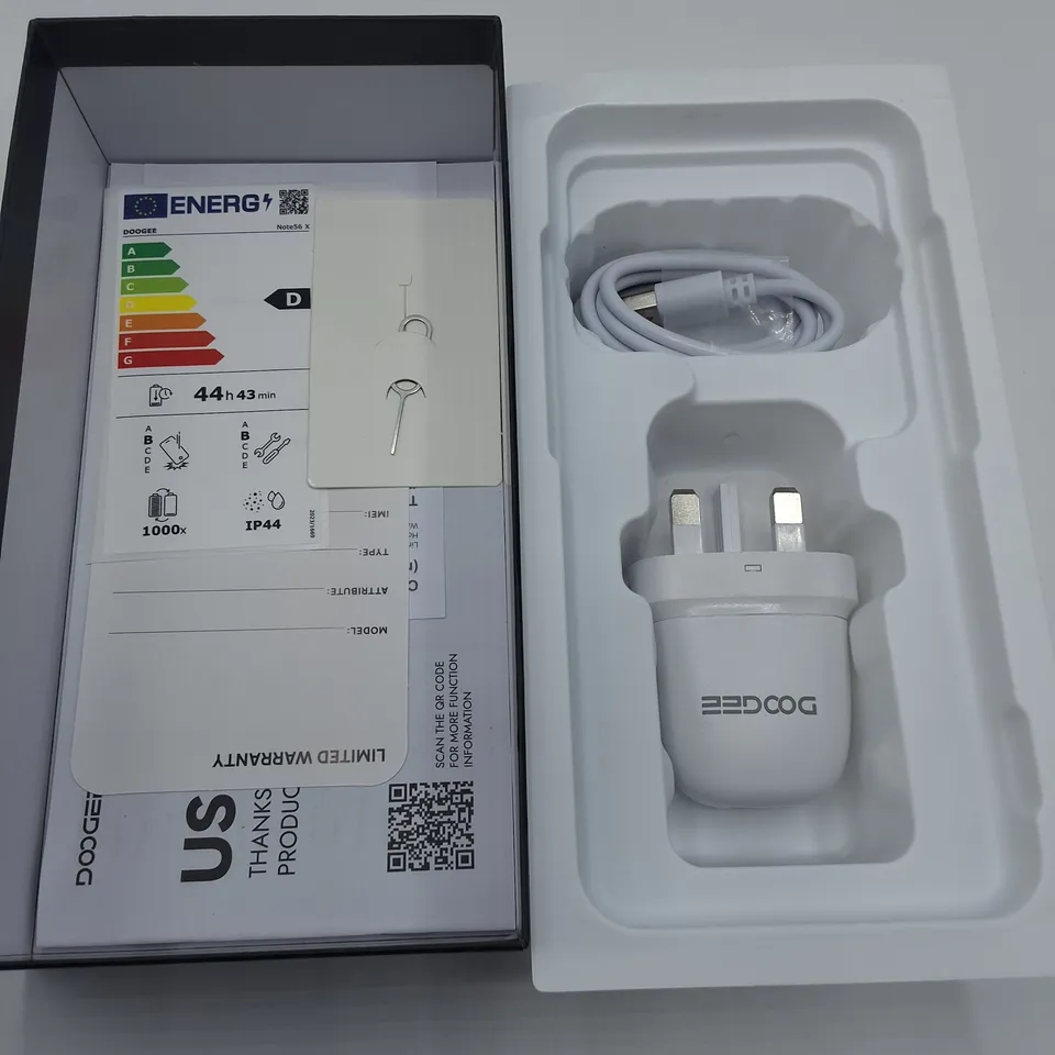 BOXED DOOGEE NOTE 56X 3+21GB 64GB IN TITANIUM SOFT GOLD 