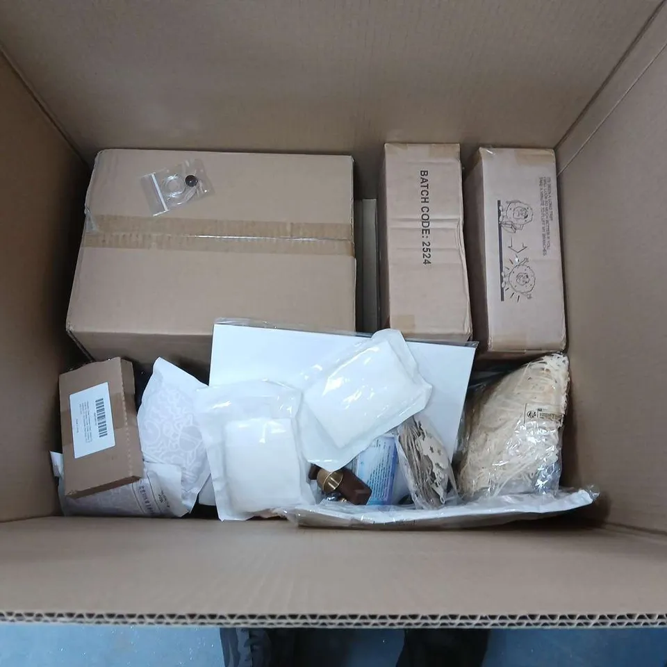 BOX OF APPROXIMATELY 15 ASSORTED HOUSEHOLD ITEMS TO INCLUDE PLIERS, DISPOSABLE SCENTED BAGS AND ADHESIVE REMOVER WIPES