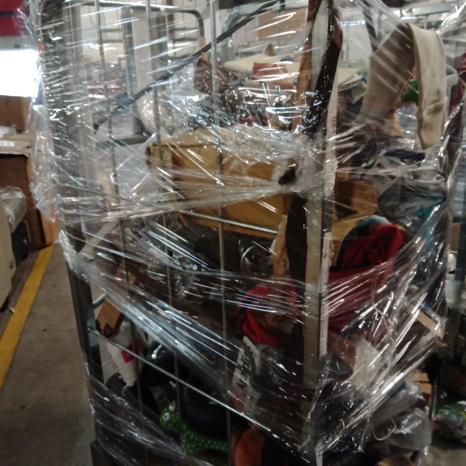 CAGE OF ASSORTED ITEMS TO INCLUDE;CAT TOY,COAT HANGERS,CLOTHES,TILL ROLL,WHEELS FOR WHEELBARROW, CURTAIN BLINDS,ETC